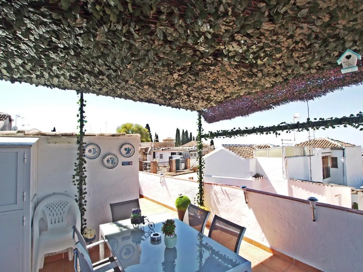 Madinat Garnata, Parking & Rooftop Terrace Granada España