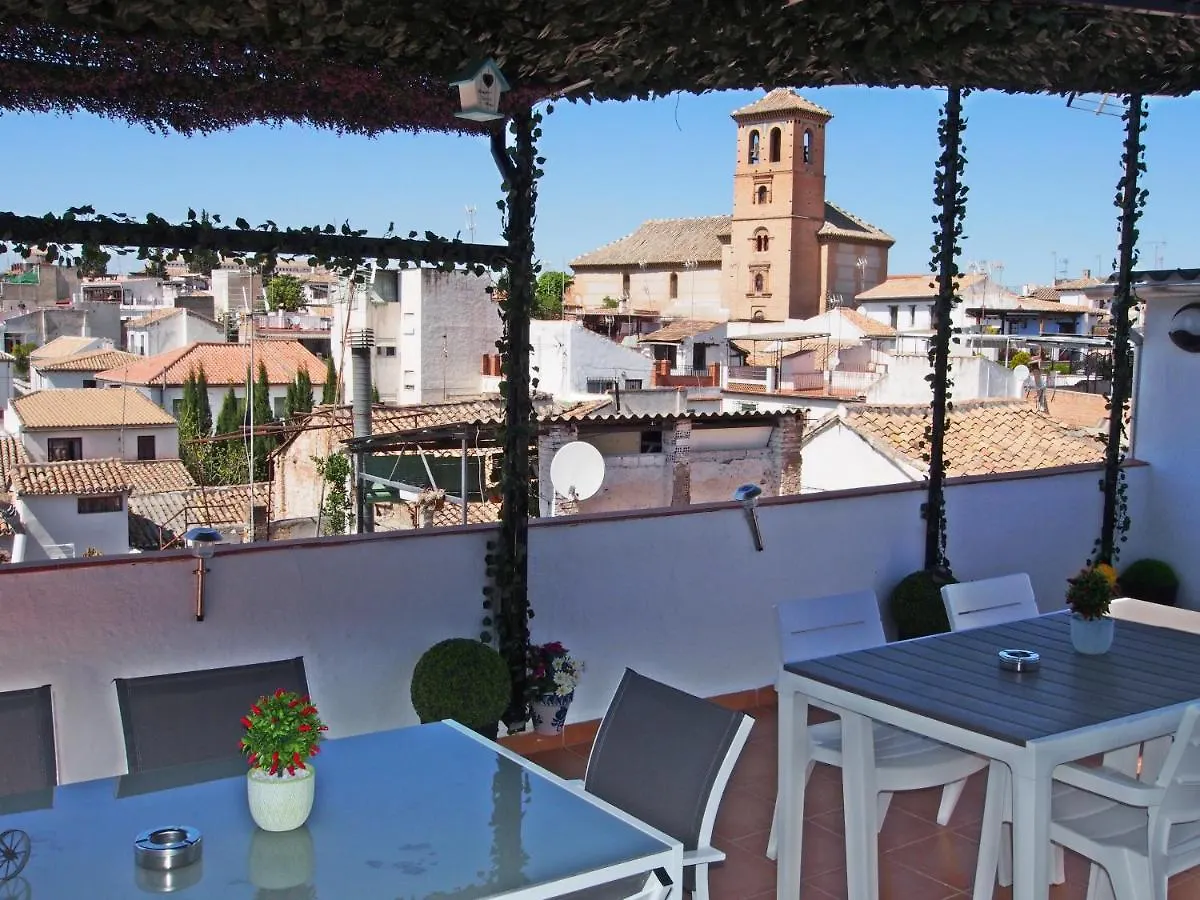 Madinat Garnata, Parking & Rooftop Terrace Granada Сasa de vacaciones